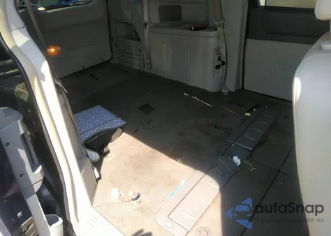 2008 Chrysler Town & Country Touring from USA, damaged, VIN 2A8HR54P18R773387